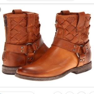 NWT Frye Leather Ankle Boots